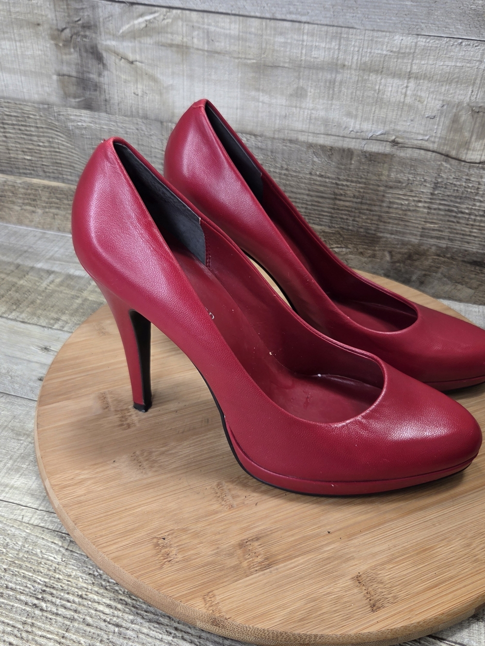 Womens Sz 10 Dark Red Burdandy Heels